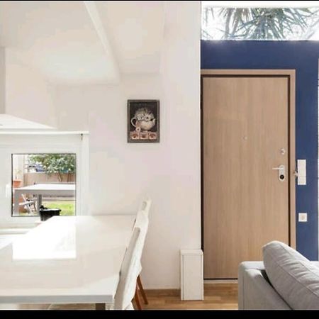 شقة Bright Mezzanine Flat With Garden أثينا المظهر الخارجي الصورة