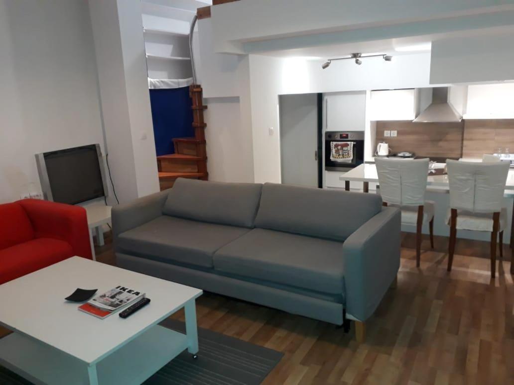 شقة Bright Mezzanine Flat With Garden أثينا المظهر الخارجي الصورة